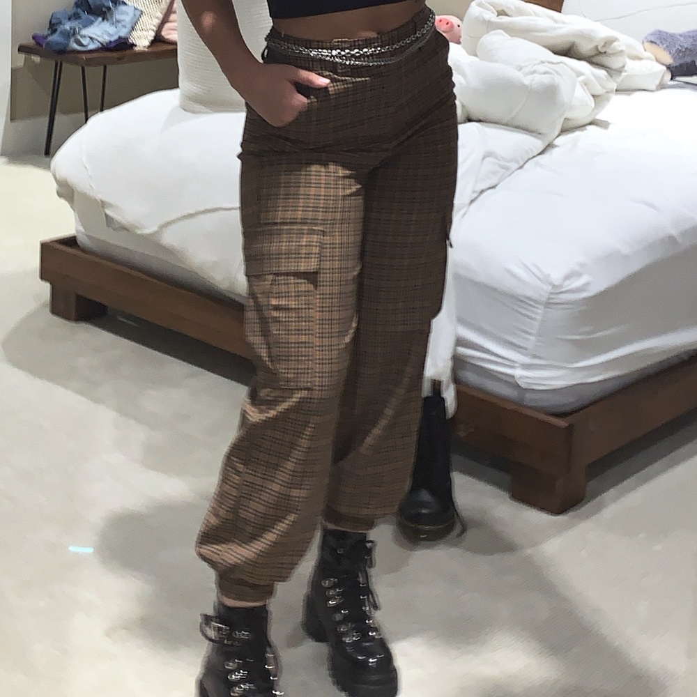 plaid cargo pants - Picture 2 of 2